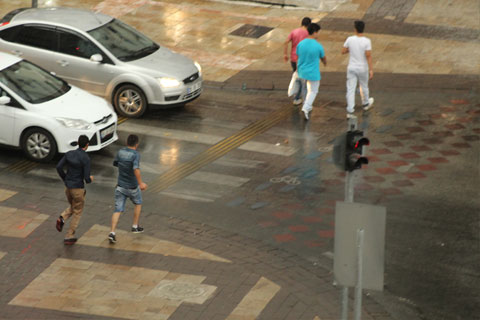 Meteoroloji’den sağanak yağış uyarısı