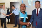 Erken bayramlaştılar