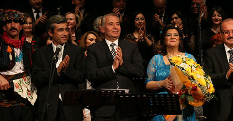 denizli-buyuksehir-belediyesi-10-kasim-sarkilarla-anildi-ic-1
