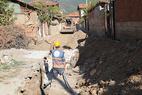Pınarlar’a büyükşehir eli değiyor