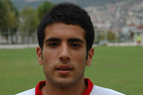 Genç futbolcu trafik kazası kurbanı
