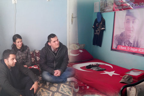 Karnelerini aldılar şehit’e koştular