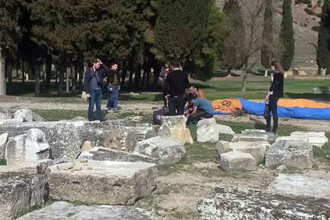 Dinamit Tepe’den havalanan paraşütçü düştü