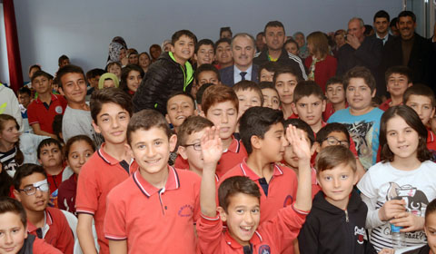 huseyin_gurlesin_okul_ziyaretleri-ic