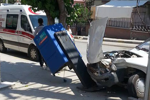 Yine ışık ihlali, yine kaza
