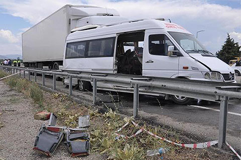 Acıpayam’da kazaya karışan sürücüler tutuklandı