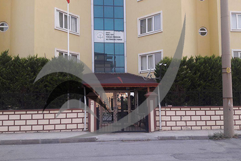 Kız yurdu mühürlendi
