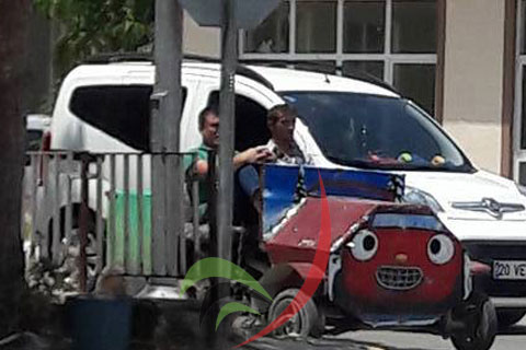 Serinhisar yollarında çok farklı bir araç