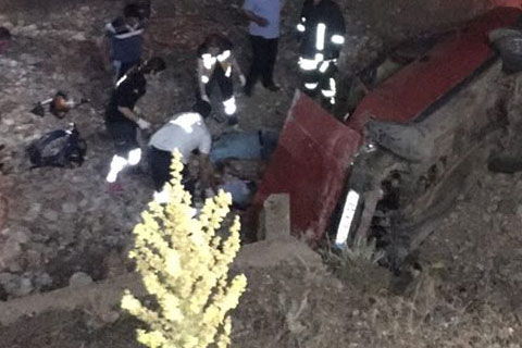Tavas’ta trafik kazası: 1 ölü 2 yaralı