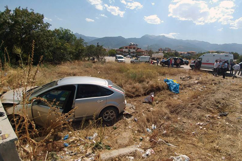 Otomobilin çarptığı yaya öldü