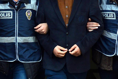 FETÖ’ye Çivril’de şafak baskını