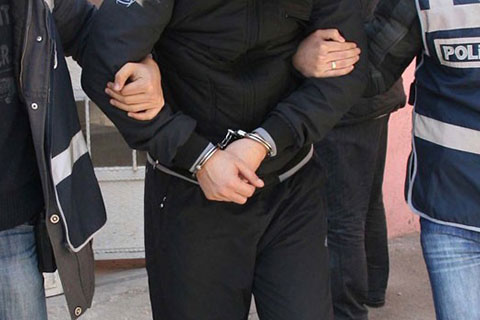 Buldan’da 4 işadamına FETÖ’den tutuklama