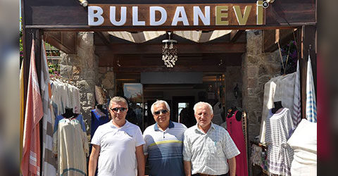 denizli-buldan-evi-unlulerin-adresinde-1