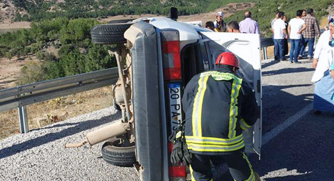 tavas_akyar_trafik_kazasi-ic