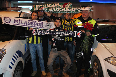 Denizlili Beşiktaşlılardan teröre lanet