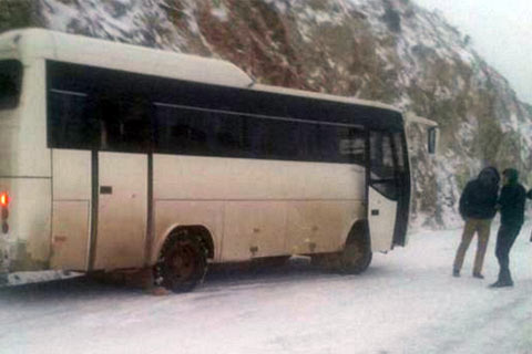 Serinhisar’da öğrenciler mahsur kaldı
