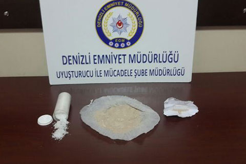 Polisten uyuşturucu operasyonu: 4 tutuklama