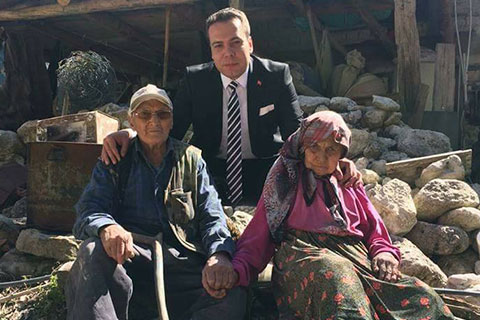 Çameli Kaymakamı yaşlılarla buluştu