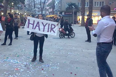 Sürpriz teklife “hayır”lı cevap