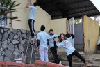 Gönüllü gençler okulu baştan sona yeniledi