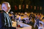 Zolan, iftarda muhtarla bir araya geldi