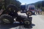 Acıpayam’da traktör devrildi, kabin sürücünün hayatını kurtardı