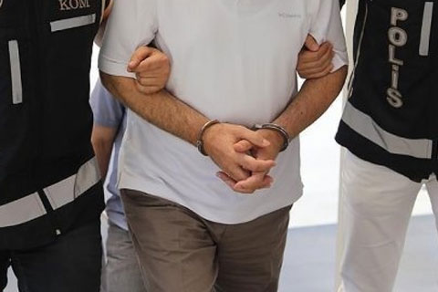 Acıpayam’da FETÖ’den 5 öğretmene gözaltı