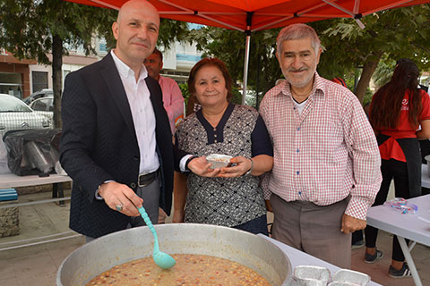 Sarayköy’de 5 bin kişiye aşure hayrı