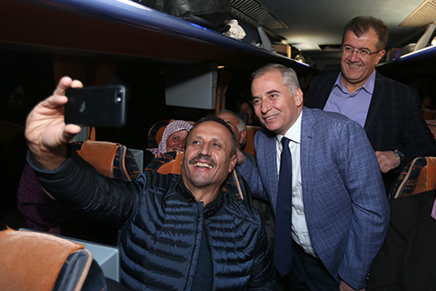 İlçeleri tek tek uğurladı