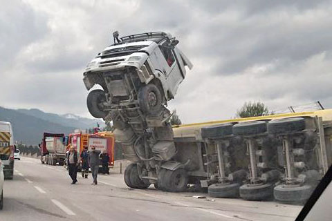 Askeri sahada inanılmaz kaza