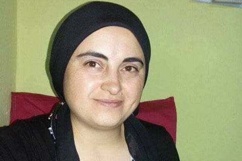 Çal’da 7 aylık hamile kadın intihar etti