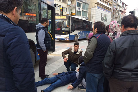 Yine otobüs, yine kaza