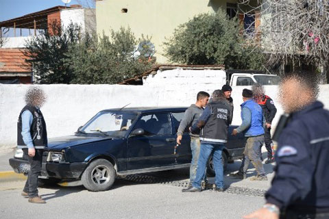 Denizli’de uyuşturucudan 28 kişi tutuklandı