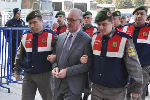 Türk yargısı darbeci askerlerden hesap sordu