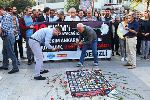 Ankara Garı önündeki katliamda hayatını kaybedenler unutulmadı