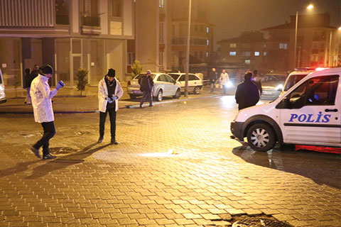 Kavgada silahlar patladı