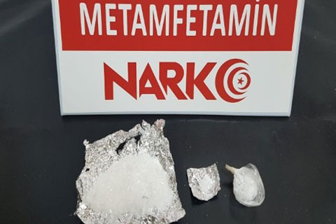 Polisten zehir tacirlerine büyük darbe: 11 tutuklama
