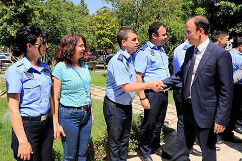 Başkan Örki hem bayramlaştı hemde trafiğe “dikkat” dedi