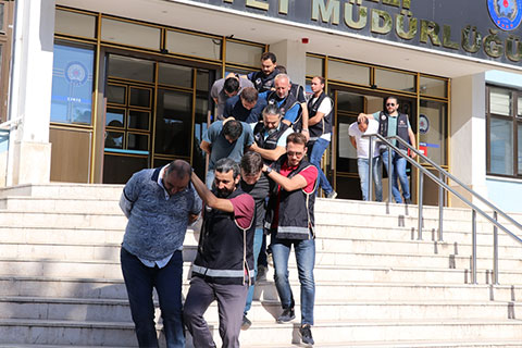 Sanal bahis operasyonunda 13 zanlıdan 10’u tutuklandı