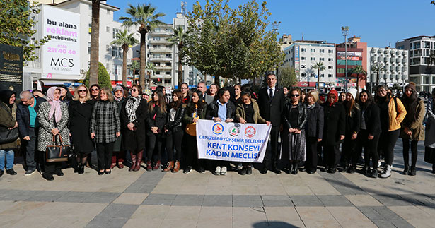 Büyükşehir Kadın Meclisi’nden Ata’ya minnet