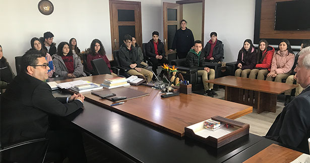 Öğrencilerden Baro Başkanı İlhan’a ziyaret