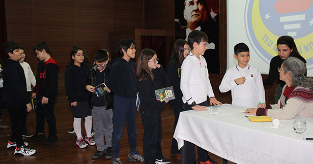TED’de böceklerin dünyasına yolculuk