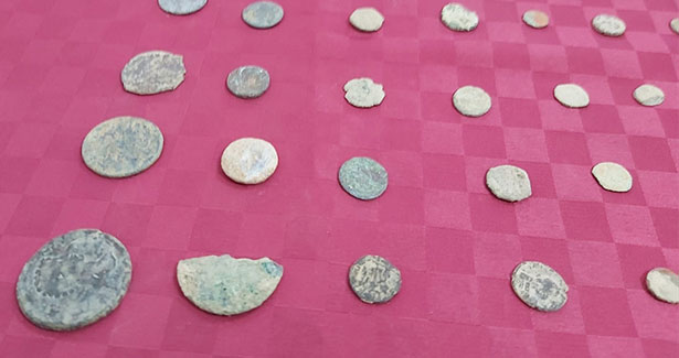 190 adet sikke ele geçirildi