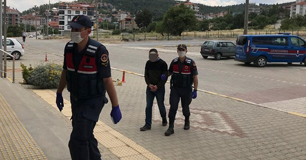 Serinhisar’da sis bombası ile yakalandı