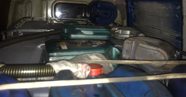 Polis 3 ton kaçak akaryakıt ele geçirdi