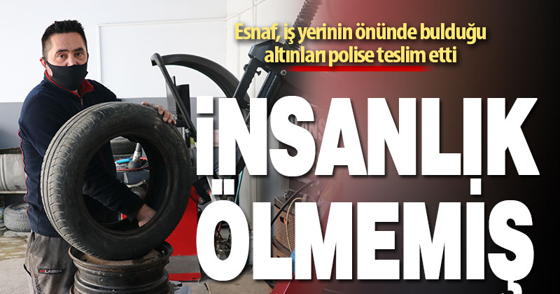 Denizlili esnaf, iş yerinin önünde bulduğu altınları polise teslim etti