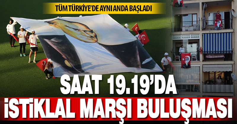 Tüm Türkiye’de aynı anda İstiklal Marşı okundu: Denizli, Atatürk Stadı’ndan eşlik etti