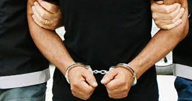 Eski asker ve polislere FETÖ operasyonu