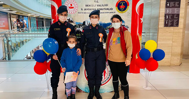 Jandarmadan kadına şiddetle mücadele
