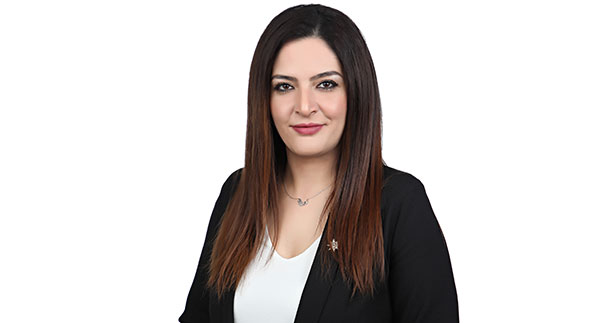 Akışık; Türk kadını selfie mankeni değil